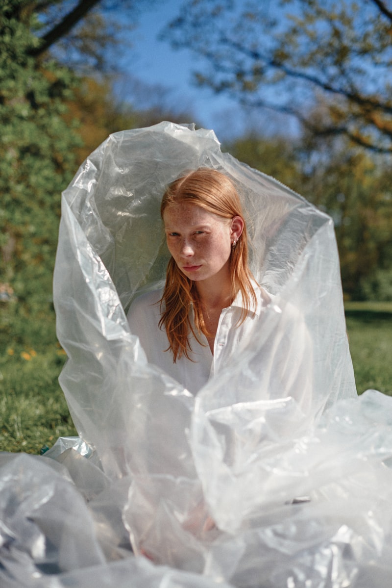 Accessorio da sposa riciclabile e sostenibile: La scelta consapevole per il tuo giorno speciale